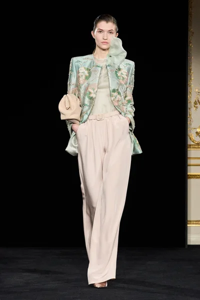 Look 22